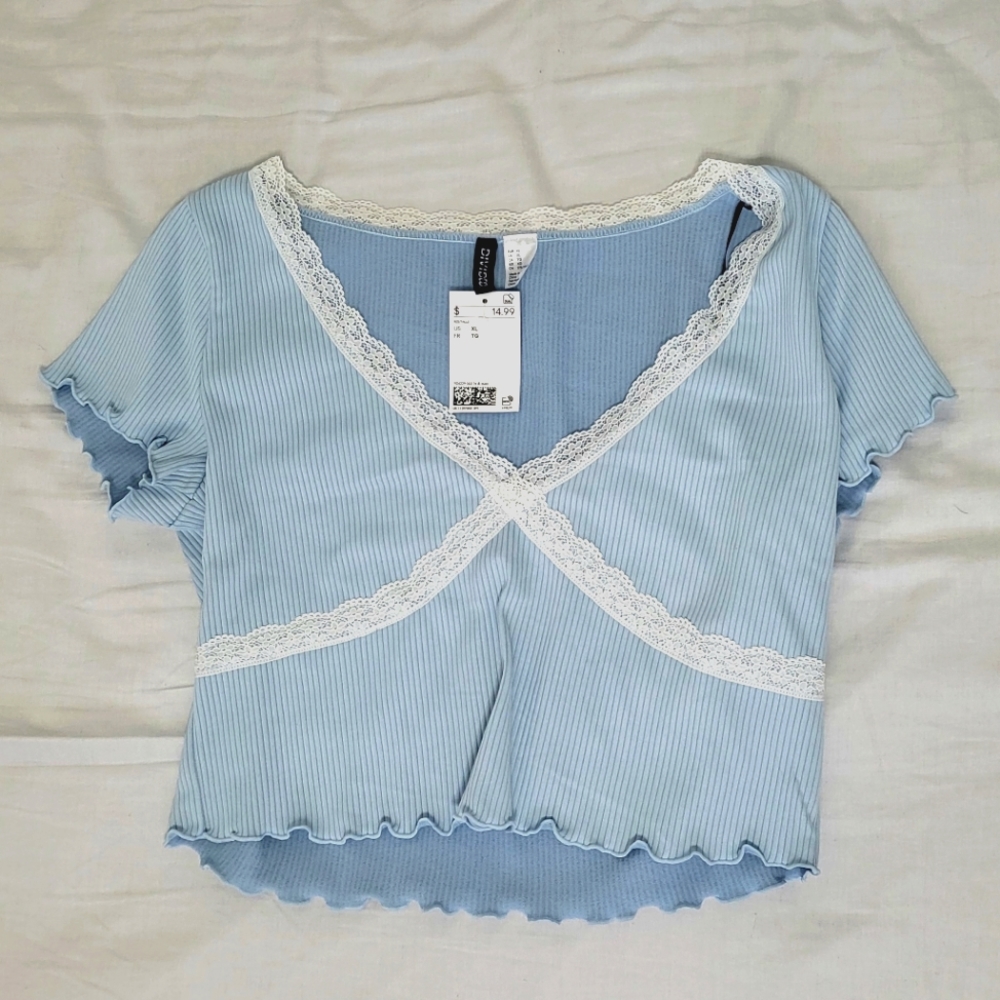 NWT H&M CROP TOP